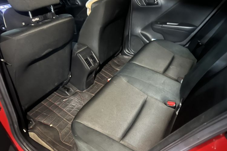 Used Honda City 2017 1.5L CVT Elite Edition Interior 3