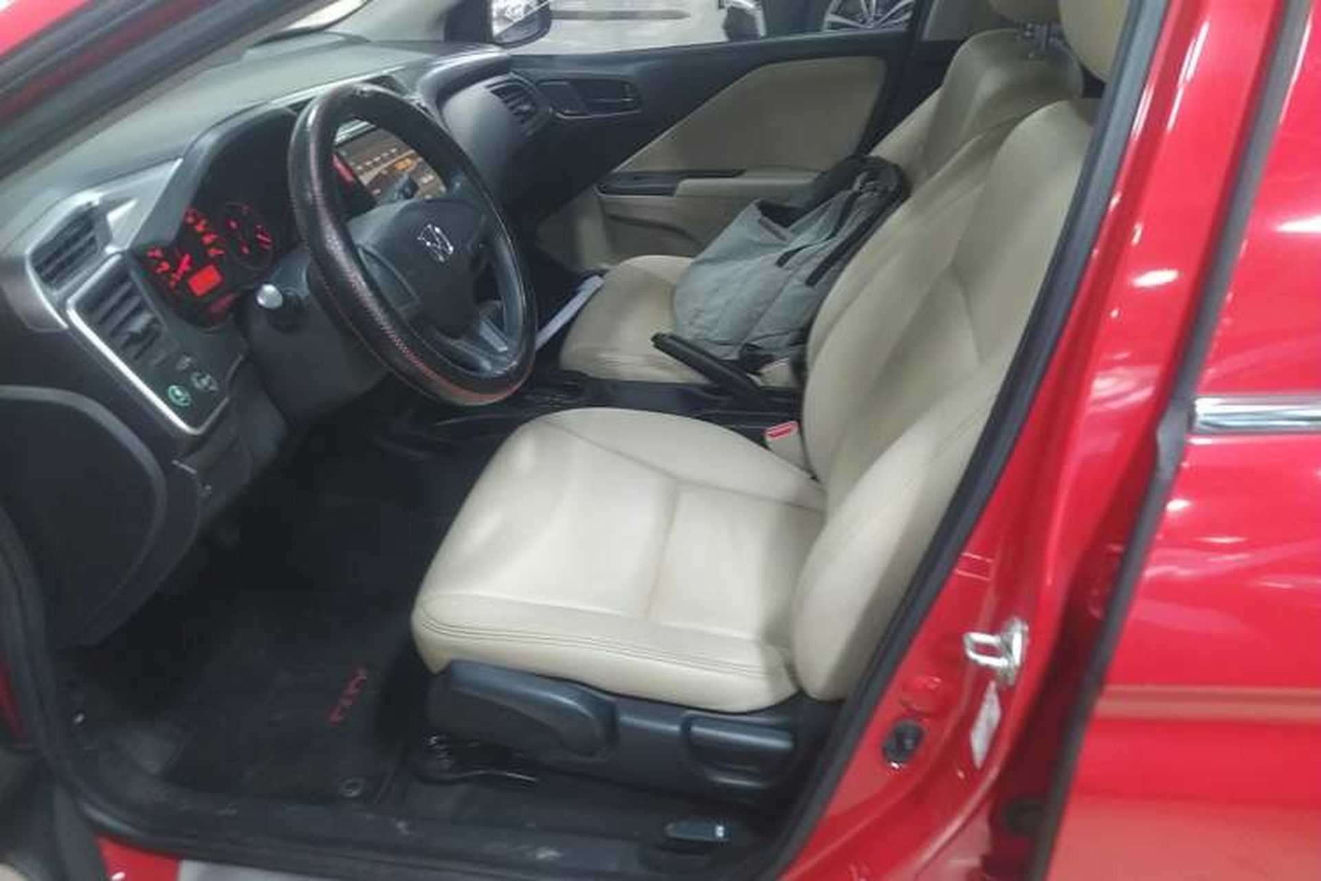 Used Honda City 2017 1.5L CVT Comfort Version Left Front Seat