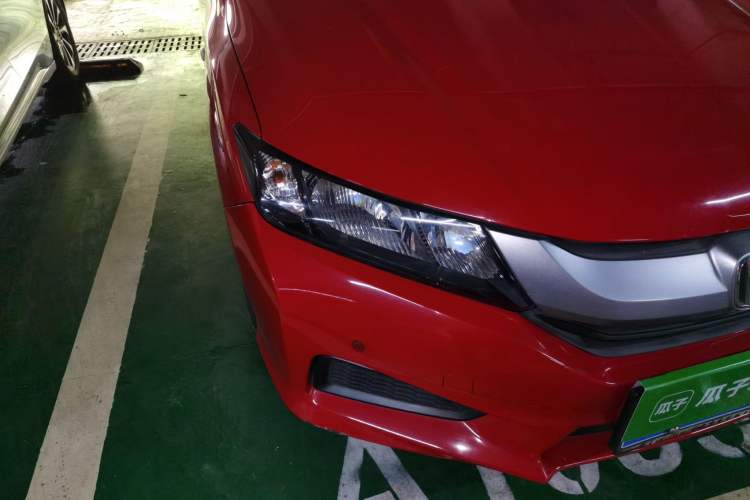Used Honda City 2017 1.5L CVT Comfort Version Right Front Headlight