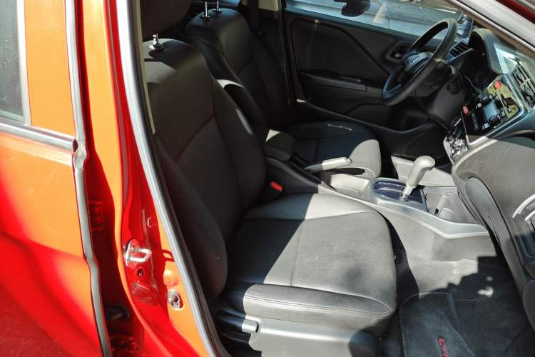 Used Honda City 2017 1.5L CVT Elite Edition Right Front Seat