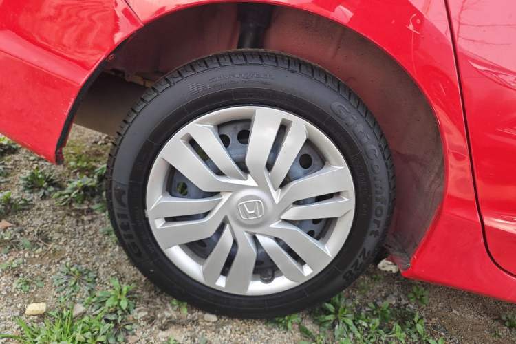 Used Honda City 2017 1.5L CVT Comfort Version Right Rear Wheel Hub