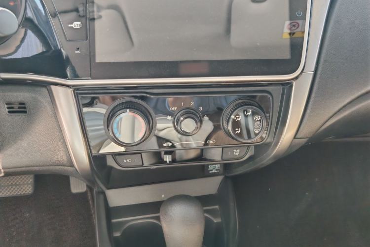 Used Honda City 2017 1.5L CVT Comfort Version Audio And AC Panel
