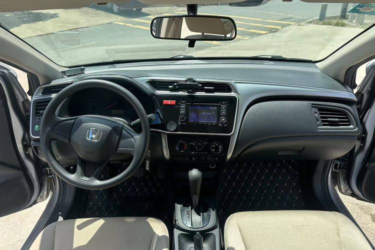 Used Honda City 2017 1.5L CVT Comfort Version Audio And AC Panel