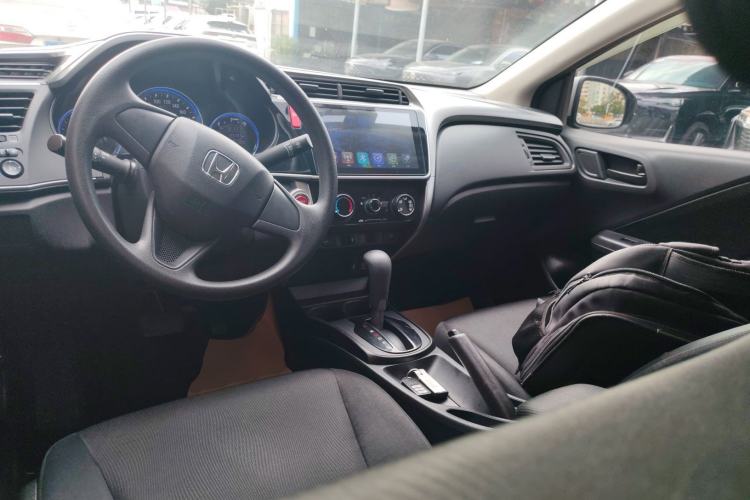 Used Honda City 2017 1.5L CVT Elite Edition Center Console