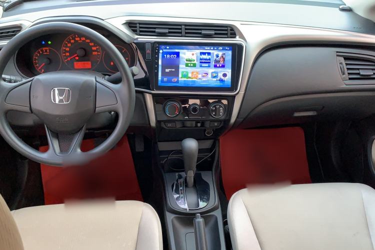 Used Honda City 2017 1.5L CVT Comfort Version Center Console