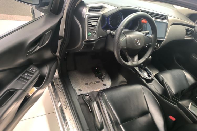 Used Honda City 2017 1.5L CVT Elite Edition Driver Seat