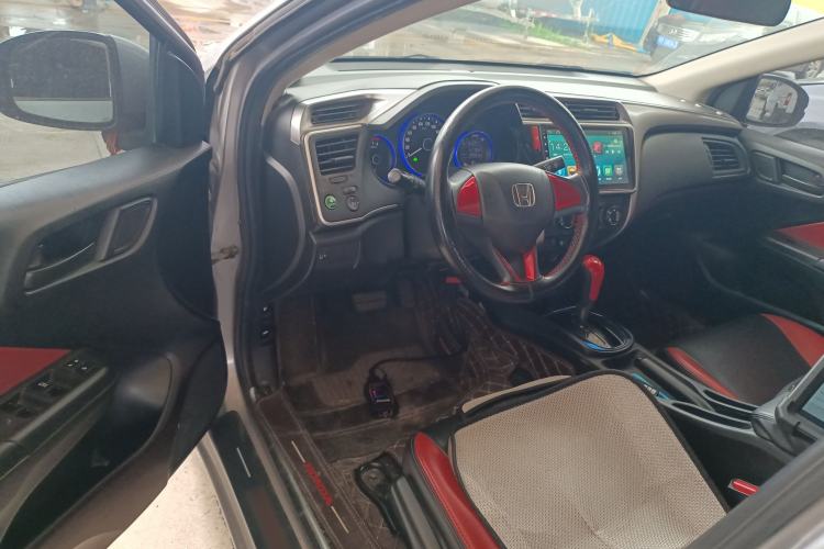 Used Honda City 2017 1.5L CVT Elite Edition Driver Seat