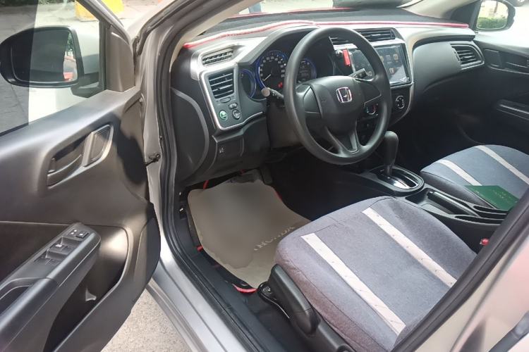 Used Honda City 2017 1.5L CVT Elite Edition Driver Seat