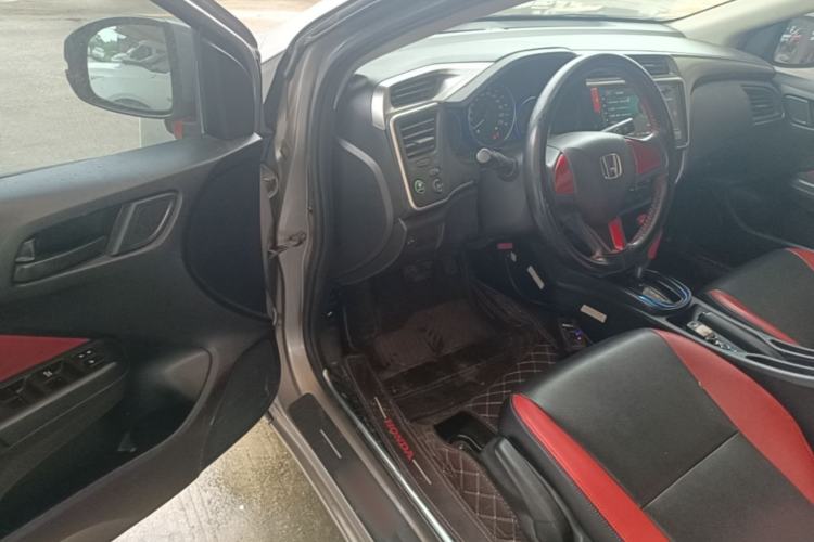 Used Honda City 2017 1.5L CVT Elite Edition Driver Seat