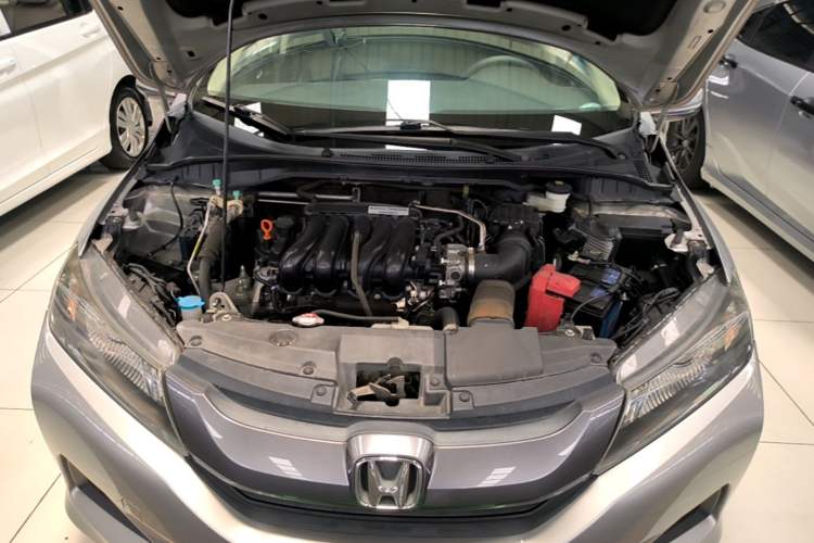 Used Honda City 2017 1.5L CVT Elite Edition Engine Bay