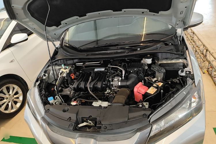 Used Honda City 2017 1.5L CVT Elite Edition Engine Bay