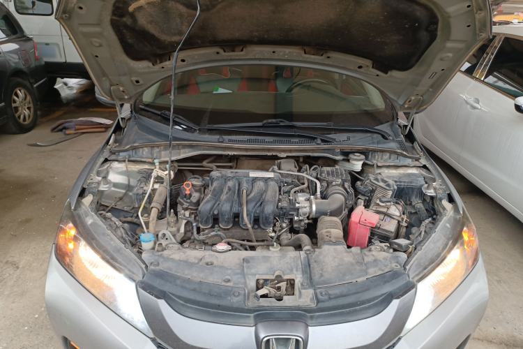 Used Honda City 2017 1.5L CVT Elite Edition Engine Bay