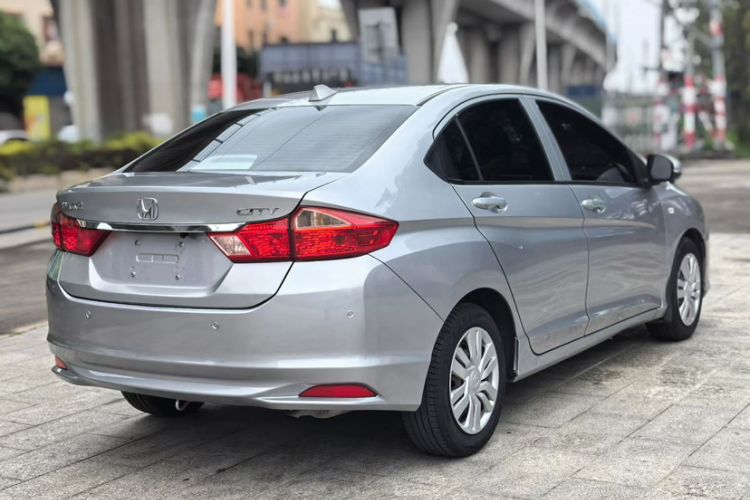 Used Honda City 2017 1.5L CVT Comfort Version Exterior 6