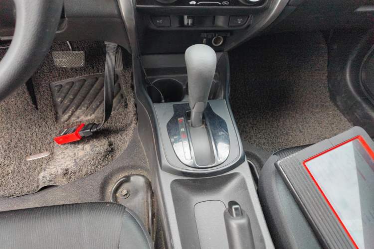 Used Honda City 2017 1.5L CVT Elite Edition Gear Lever