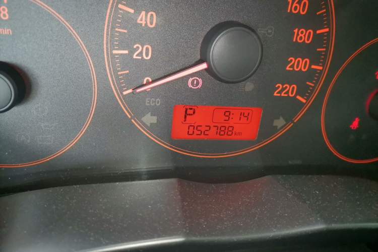 Used Honda City 2017 1.5L CVT Comfort Version Odometer Close Up
