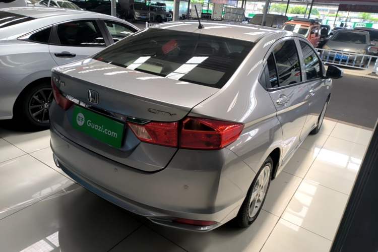 Used Honda City 2017 1.5L CVT Elite Edition Rear Right 45 Deg