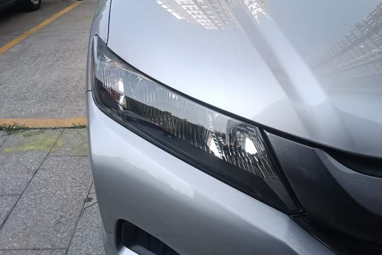 Used Honda City 2017 1.5L CVT Elite Edition Right Front Headlight