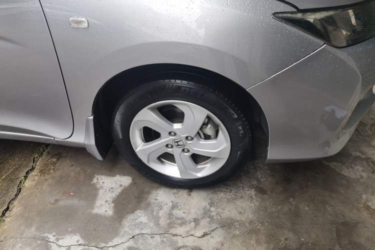 Used Honda City 2017 1.5L CVT Elite Edition Right Front Wheel Hub
