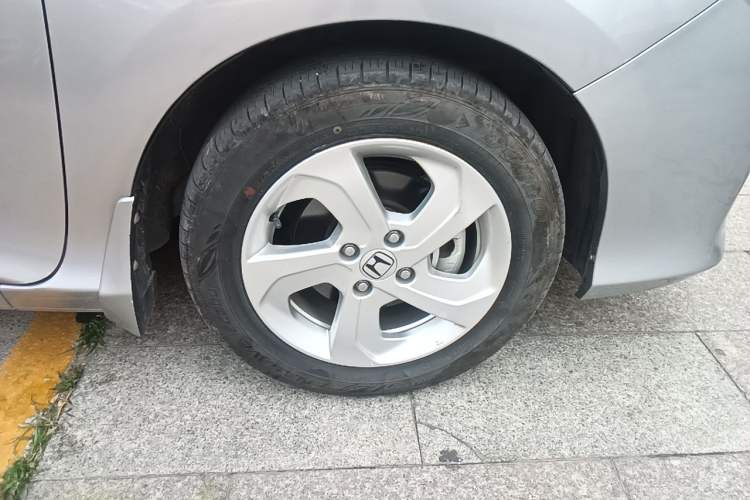 Used Honda City 2017 1.5L CVT Elite Edition Right Front Wheel Hub