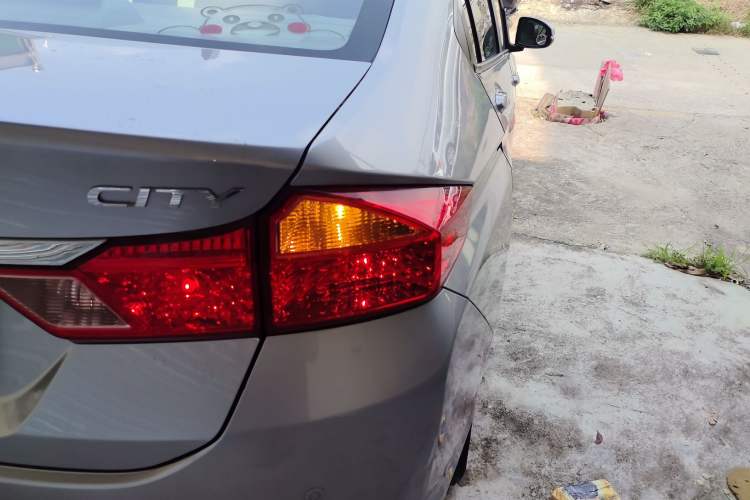 Used Honda City 2017 1.5L CVT Comfort Version Right Rear Taillight