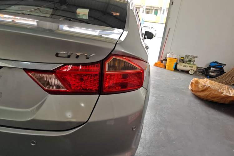 Used Honda City 2017 1.5L CVT Comfort Version Right Rear Taillight