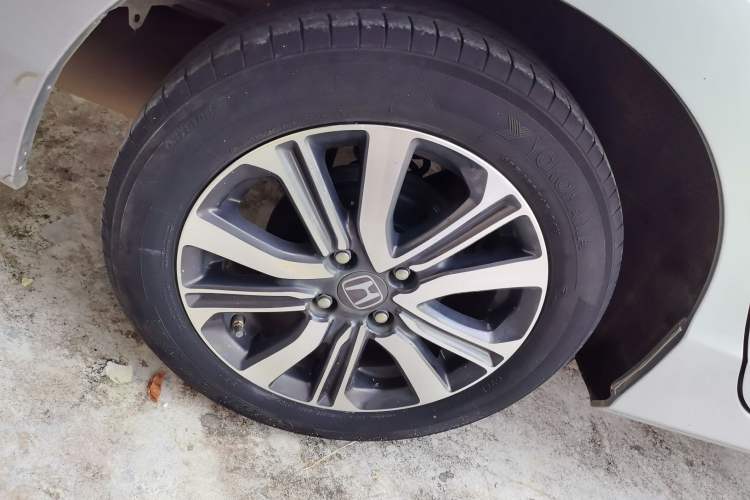 Used Honda City 2017 1.5L CVT Comfort Version Right Rear Wheel Hub