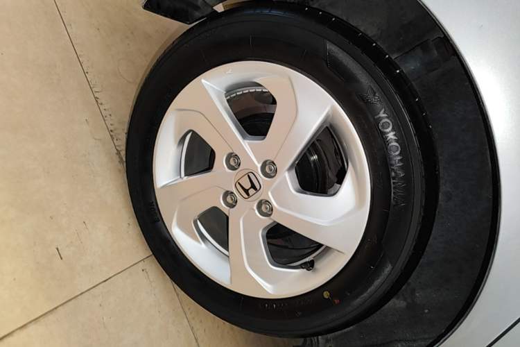 Used Honda City 2017 1.5L CVT Elite Edition Right Rear Wheel Hub