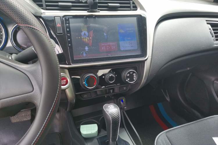 Used Honda City 2017 1.5L CVT Elite Edition Audio And AC Panel