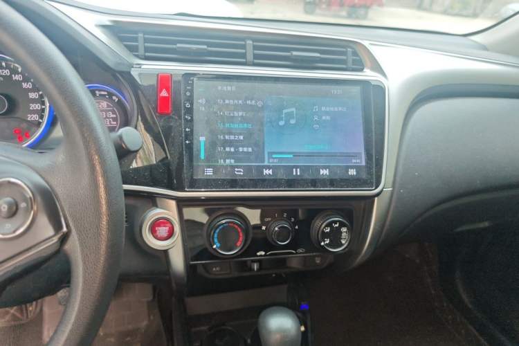 Used Honda City 2017 1.5L CVT Elite Edition Audio And AC Panel