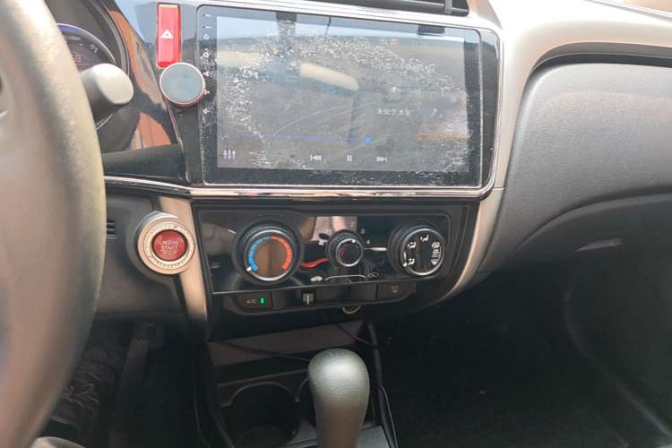 Used Honda City 2017 1.5L CVT Elite Edition Audio And AC Panel