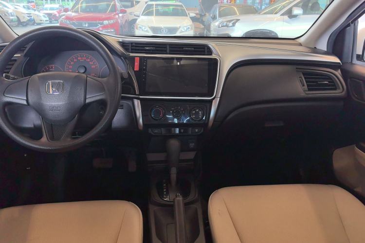 Used Honda City 2017 1.5L CVT Comfort Version Audio And AC Panel