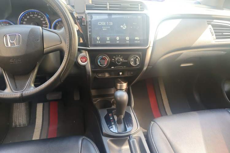 Used Honda City 2017 1.5L CVT Elite Edition Audio And AC Panel