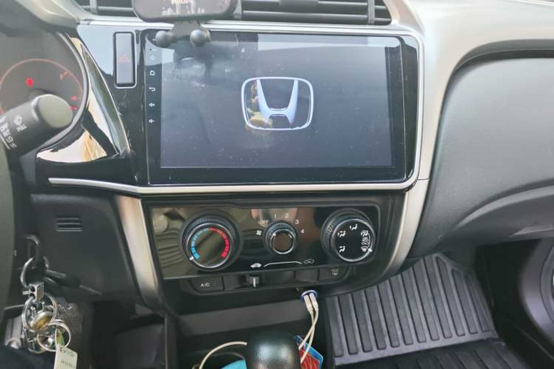 Used Honda City 2017 1.5L CVT Comfort Version Audio And AC Panel