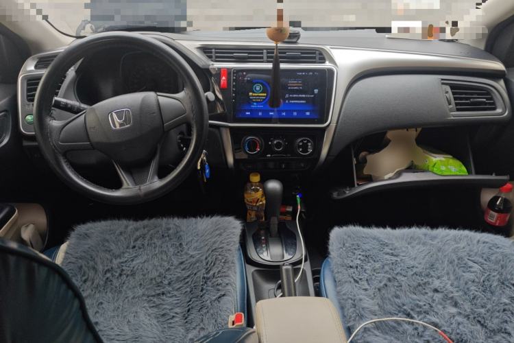 Used Honda City 2017 1.5L CVT Comfort Version Center Console