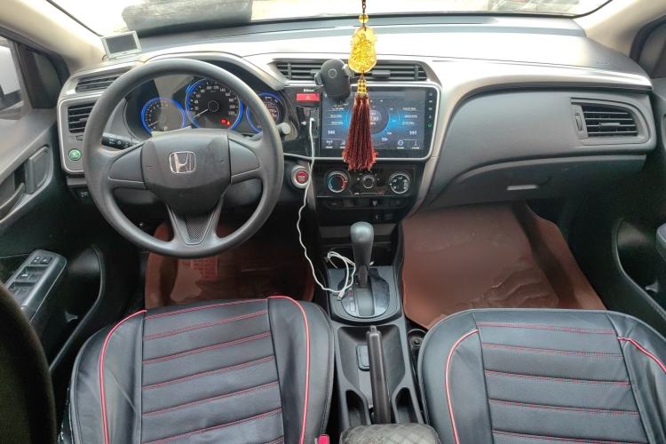 Used Honda City 2017 1.5L CVT Elite Edition Center Console