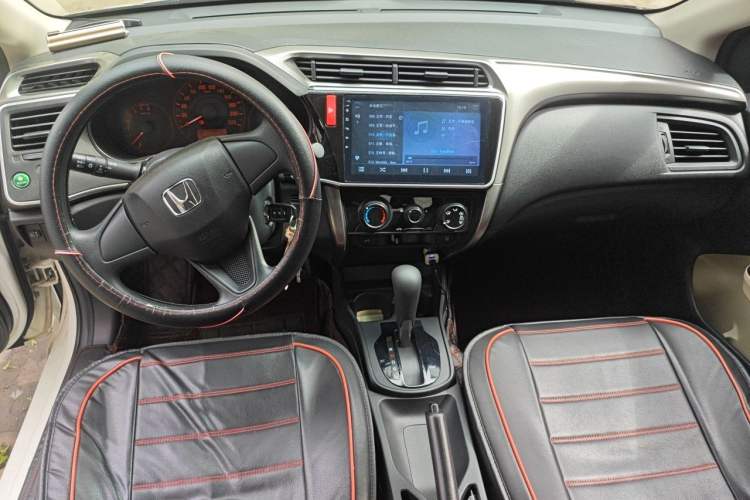 Used Honda City 2017 1.5L CVT Comfort Version Center Console