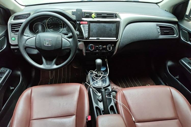 Used Honda City 2017 1.5L CVT Elite Edition Center Console