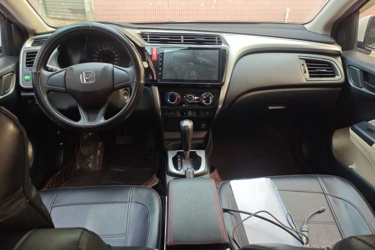 Used Honda City 2017 1.5L CVT Comfort Version Center Console
