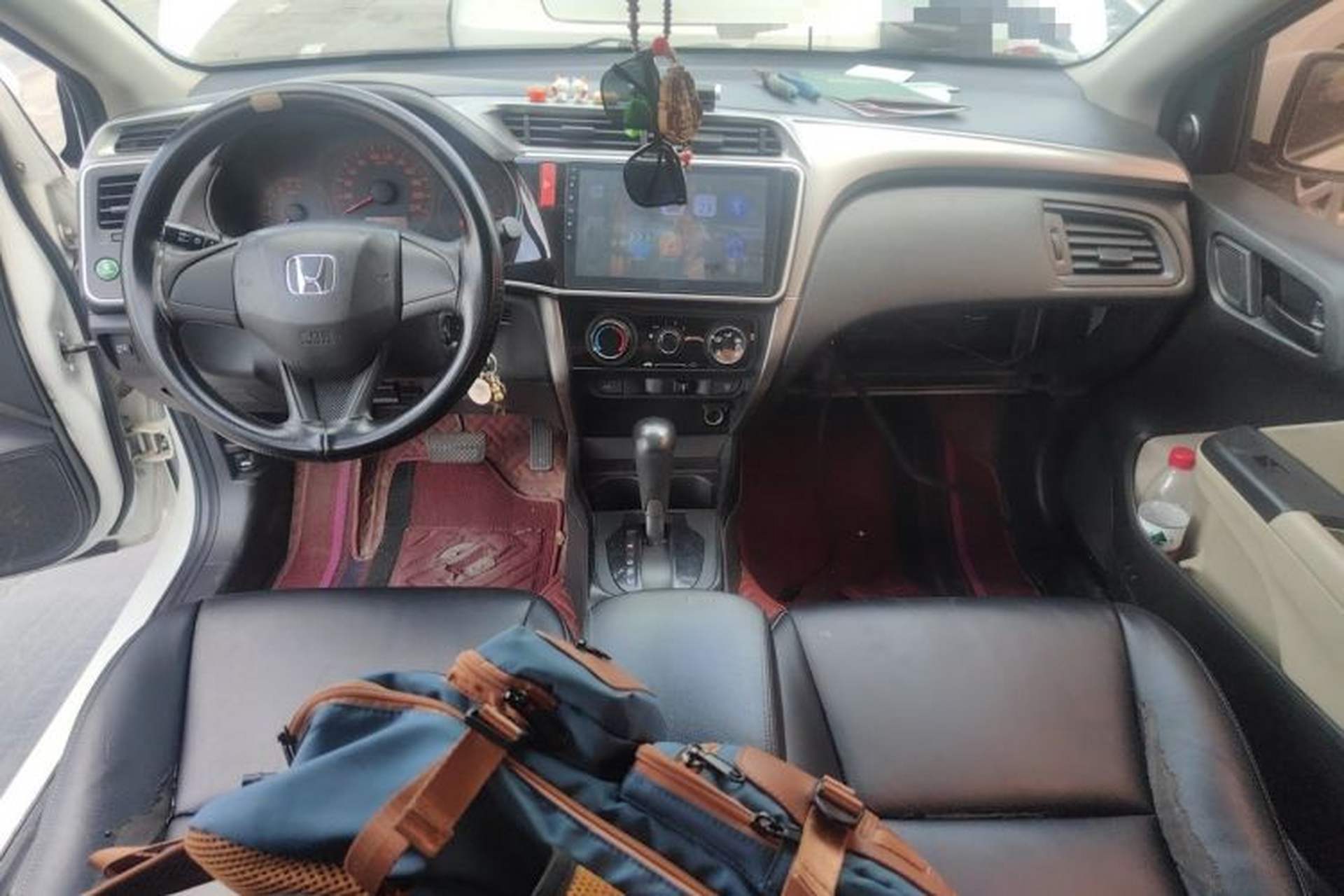 Used Honda City 2017 1.5L CVT Comfort Version Center Console