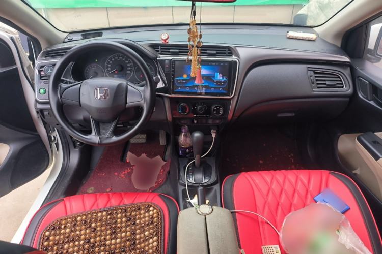 Used Honda City 2017 1.5L CVT Comfort Version Center Console