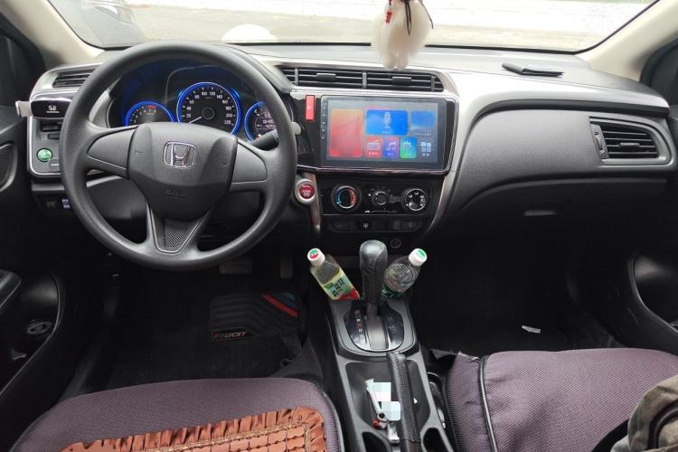 Used Honda City 2017 1.5L CVT Elite Edition Center Console