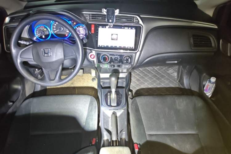 Used Honda City 2017 1.5L CVT Elite Edition Center Console