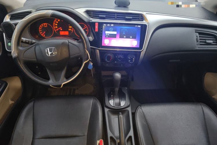 Used Honda City 2017 1.5L CVT Comfort Version Center Console