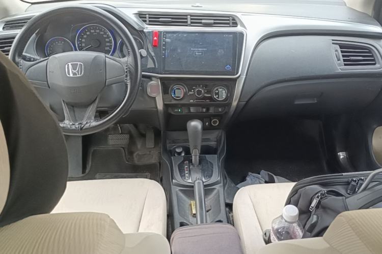 Used Honda City 2017 1.5L CVT Elite Edition Center Console