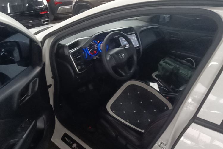 Used Honda City 2017 1.5L CVT Elite Edition Driver Seat