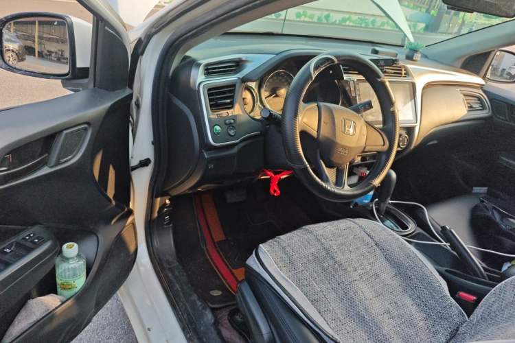 Used Honda City 2017 1.5L CVT Elite Edition Driver Seat