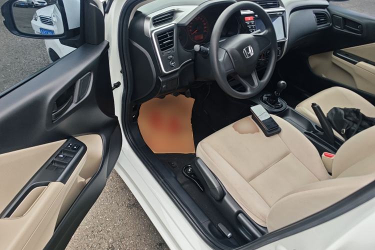 Used Honda City 2017 1.5L manual Comfort version Driver Seat