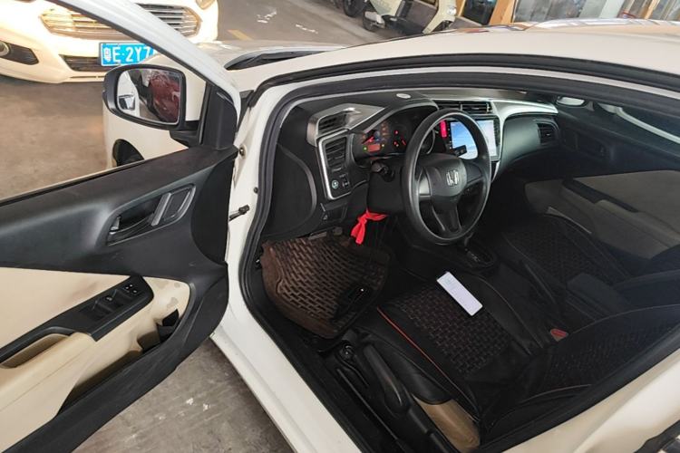 Used Honda City 2017 1.5L CVT Comfort Version Driver Seat