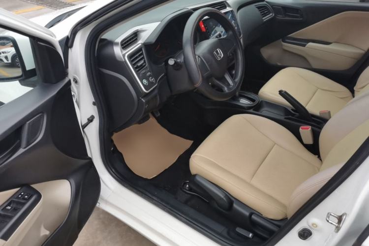 Used Honda City 2017 1.5L CVT Comfort Version Driver Seat