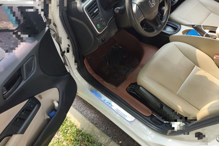 Used Honda City 2017 1.5L CVT Comfort Version Driver Seat